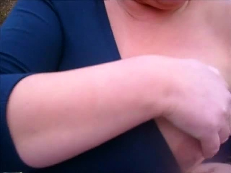 Geiler Blowjob im Winter outdoor schön in den Mund