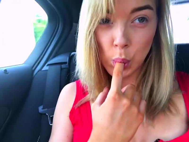 MEGA GEFÄHRLICH! Auf der Rückbank gefingert :O!