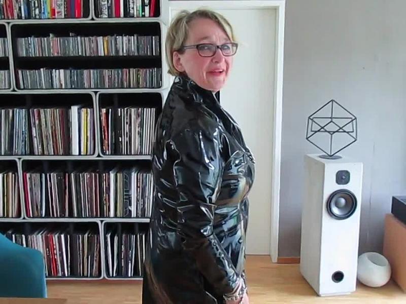 Die reife Bea stellt sich vor