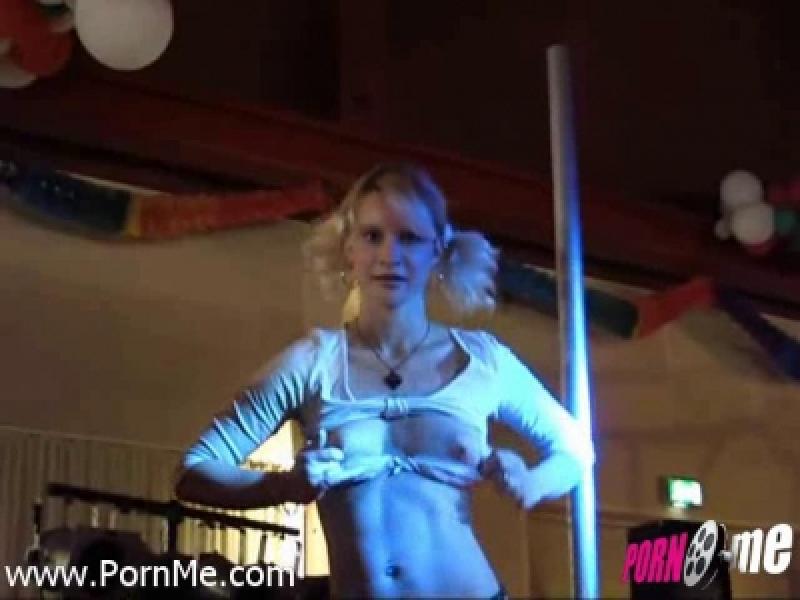 Dance on Erotikmesse