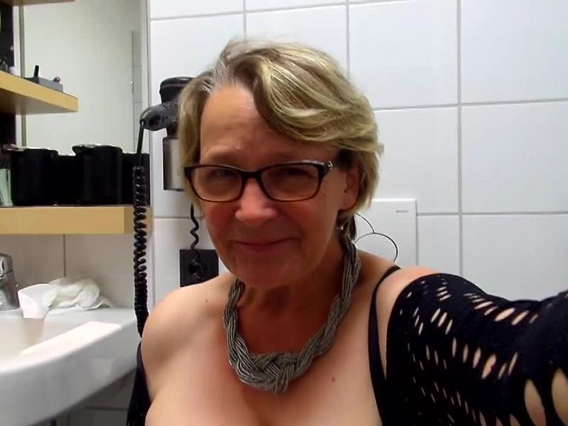 Ganz dringend Sekt für dich