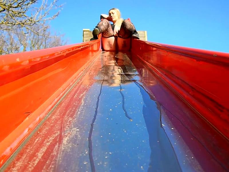 Von der Rutsche gepisst