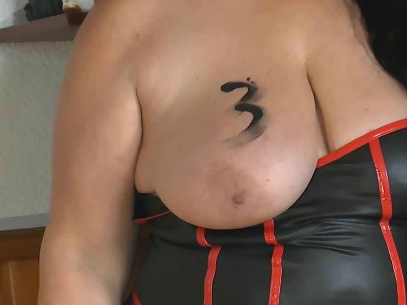 Weihnachtsvideo 03 -mit geilem Mann unter der Dusche 1