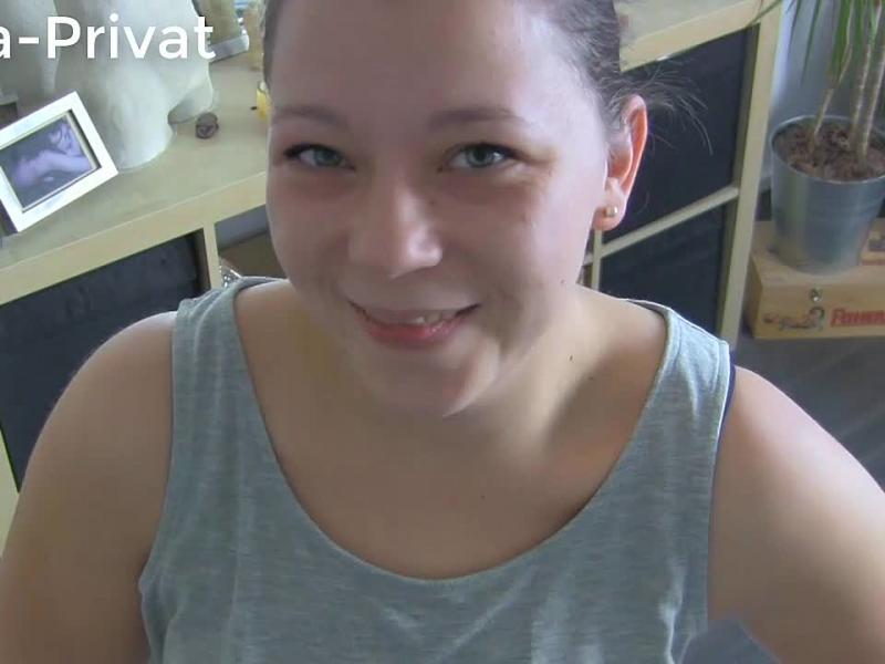 Eingepisst im Jumpsuit