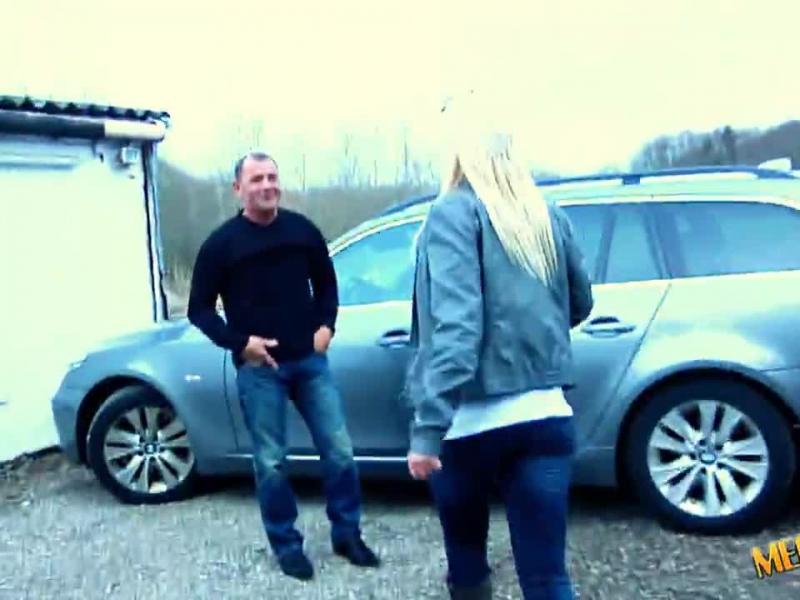 Freier vorm Puff abgefangen!