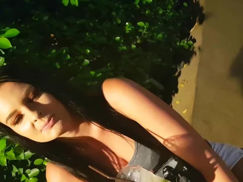 PUBLIK Quickie auf dem Männerklo, mit einem FREMDEN