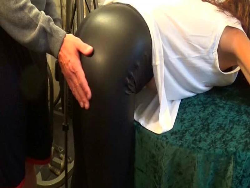 Schwarze enge Lederleggins - Vollversion mit Cumshot